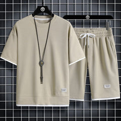 Fake two short-sleeved shorts