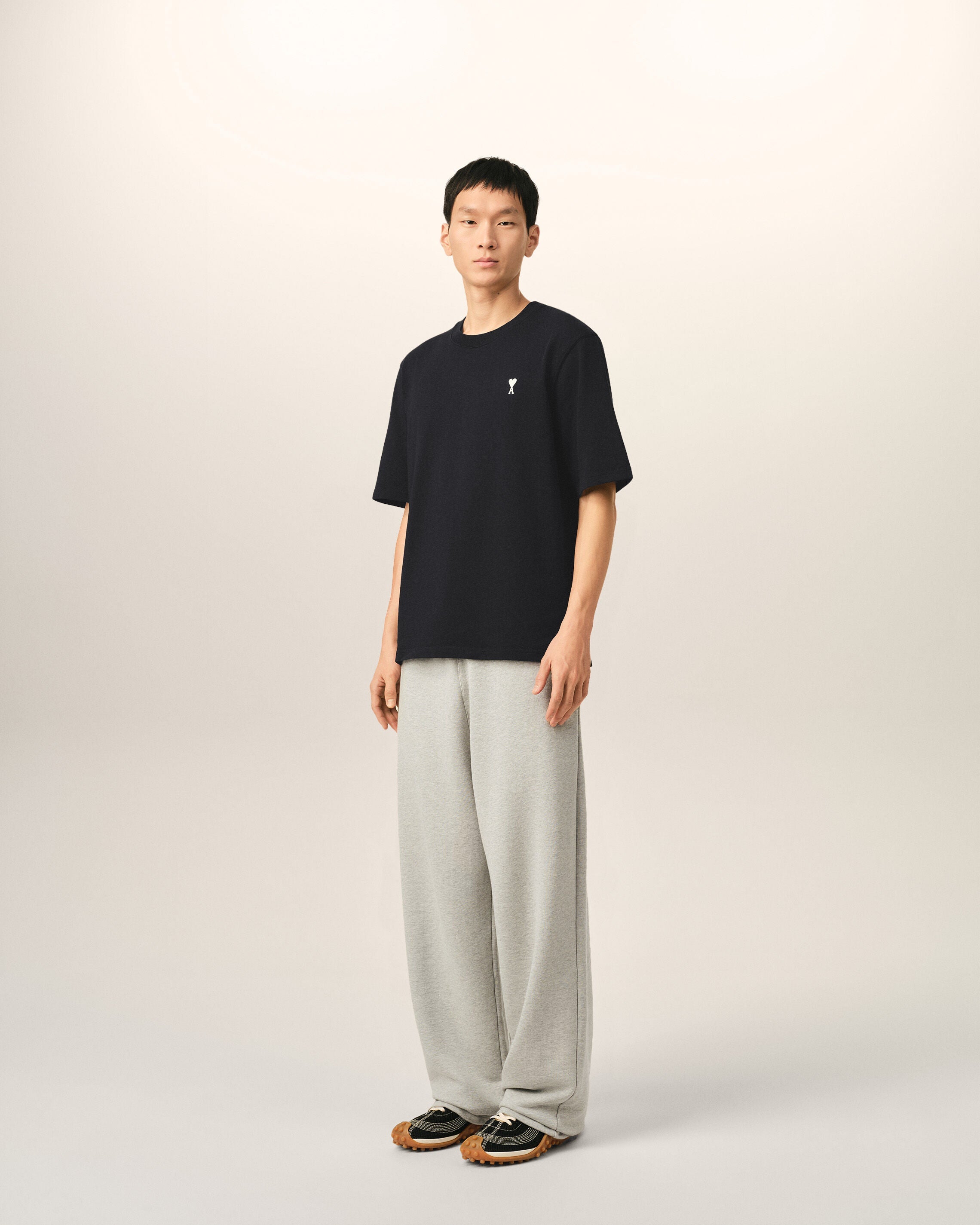 Black printed cotton "Place des Victoires" t-shirt