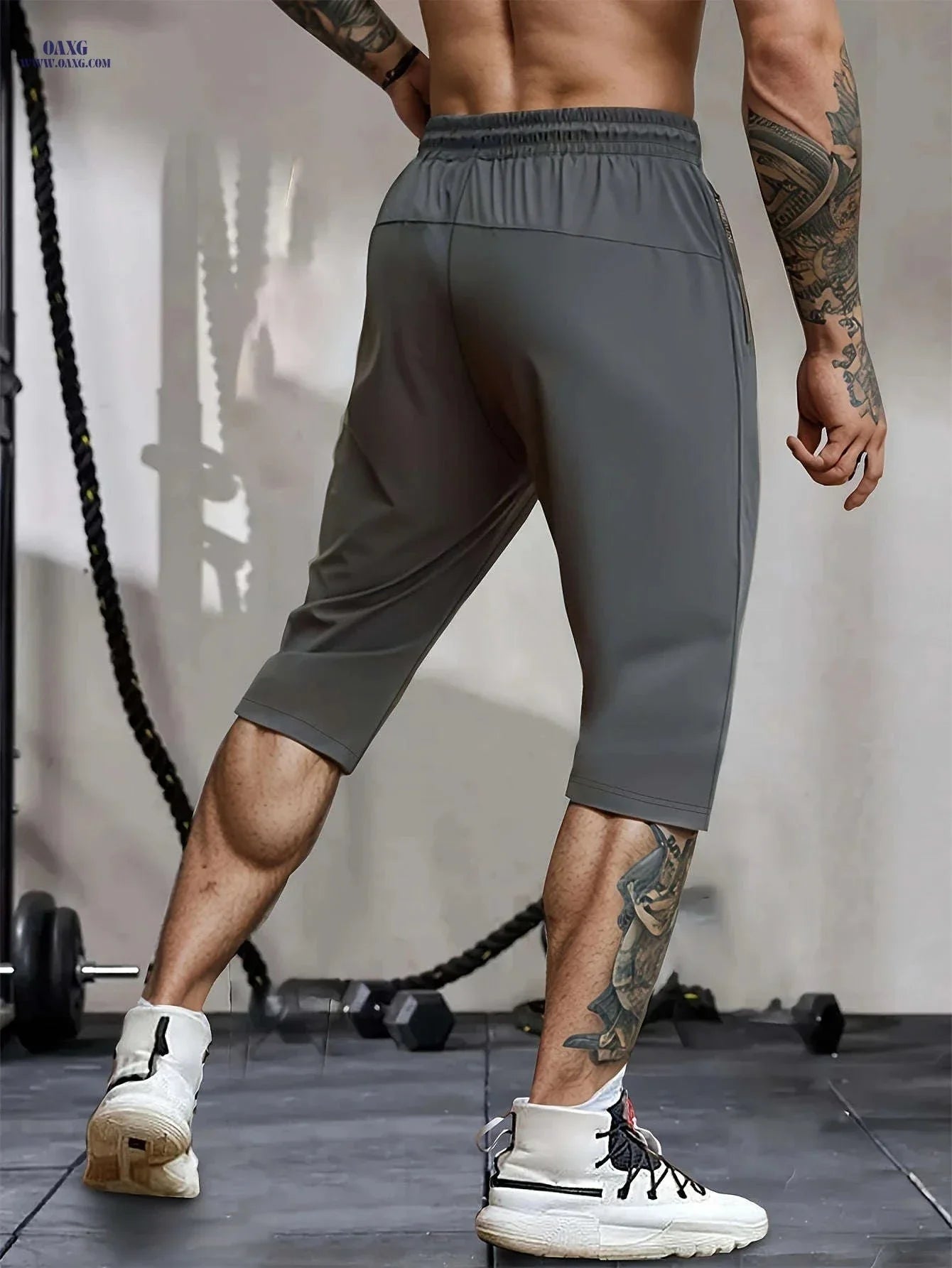 Gengyuan Men's Cool-Feel Sports Capri Pants - Lightweight & Quick-Drying