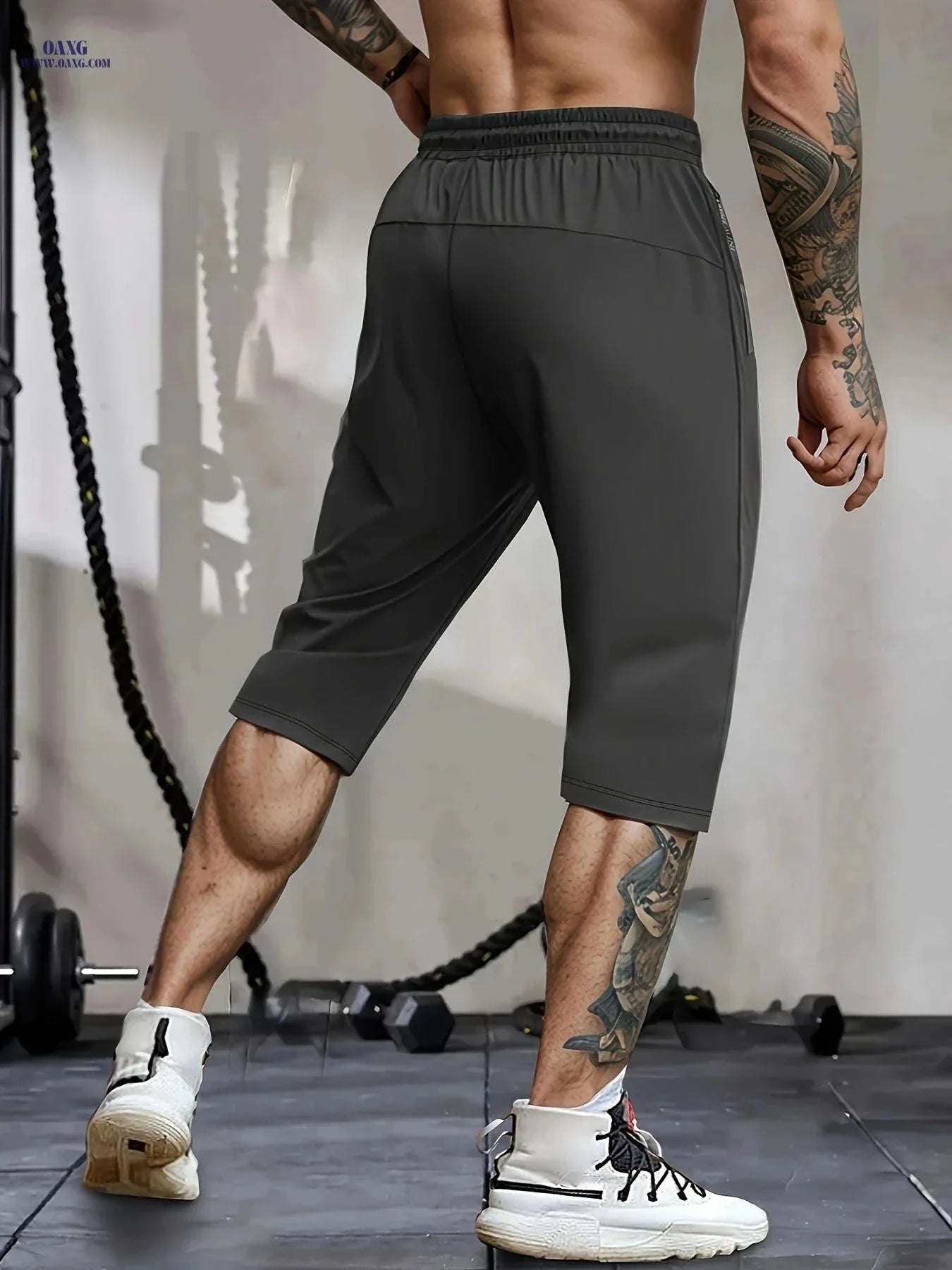 Gengyuan Men's Cool-Feel Sports Capri Pants - Lightweight & Quick-Drying