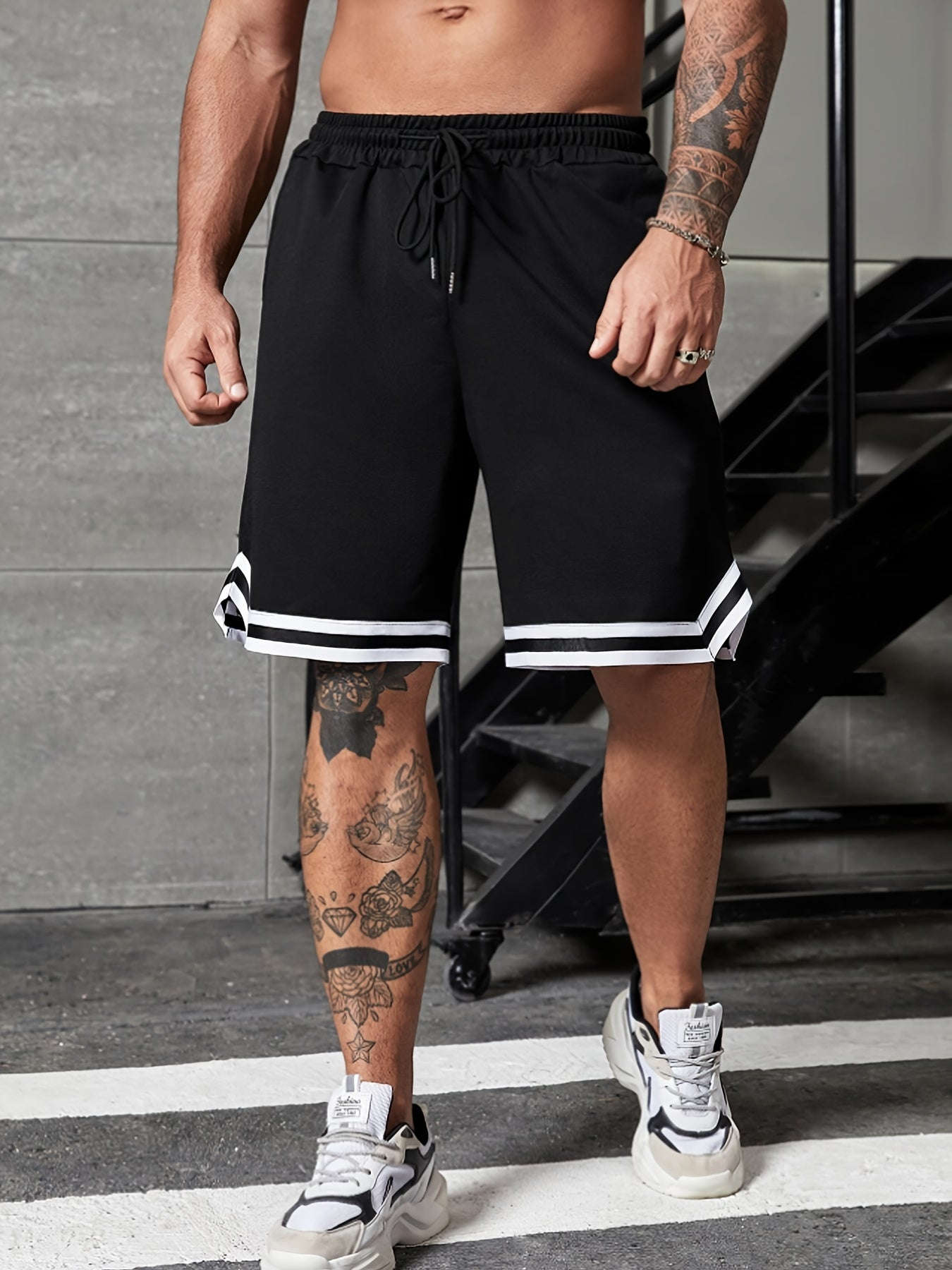 Men's Casual Color-Block Shorts - Loose Fit with Drawstring Pockets