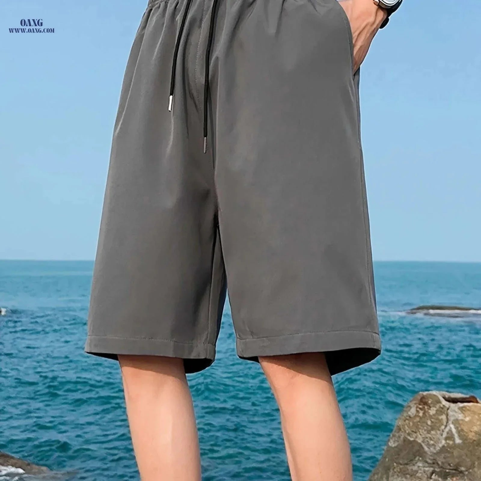 Men's Casual Elastic Waist Shorts with Pockets - Solid Color