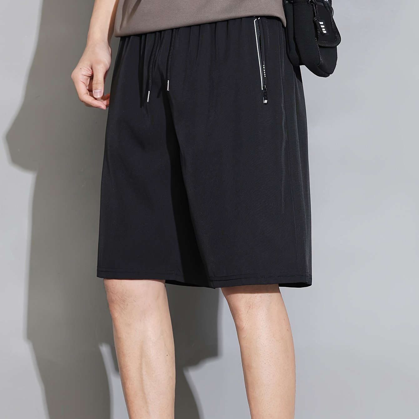 Men's Casual Elastic Waist Shorts with Pockets - Solid Color
