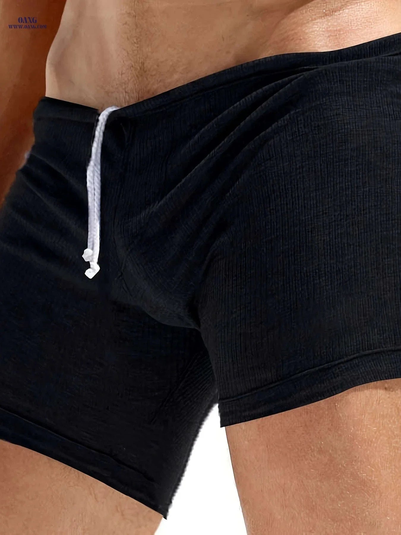 Sleek Men's High-Elasticity Gym Shorts - Solid Black Training Gear