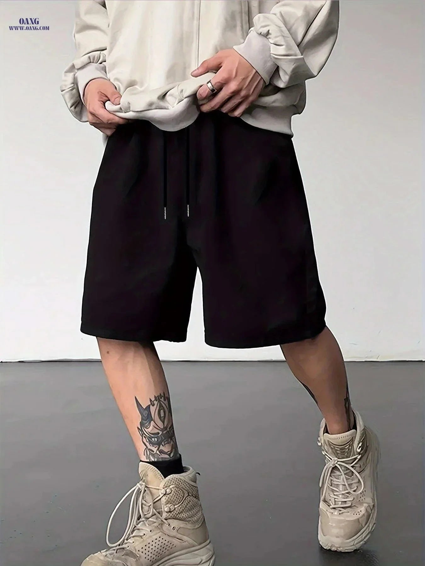 Stylish Men's Solid Color Shorts - Casual Drawstring Pocket Design