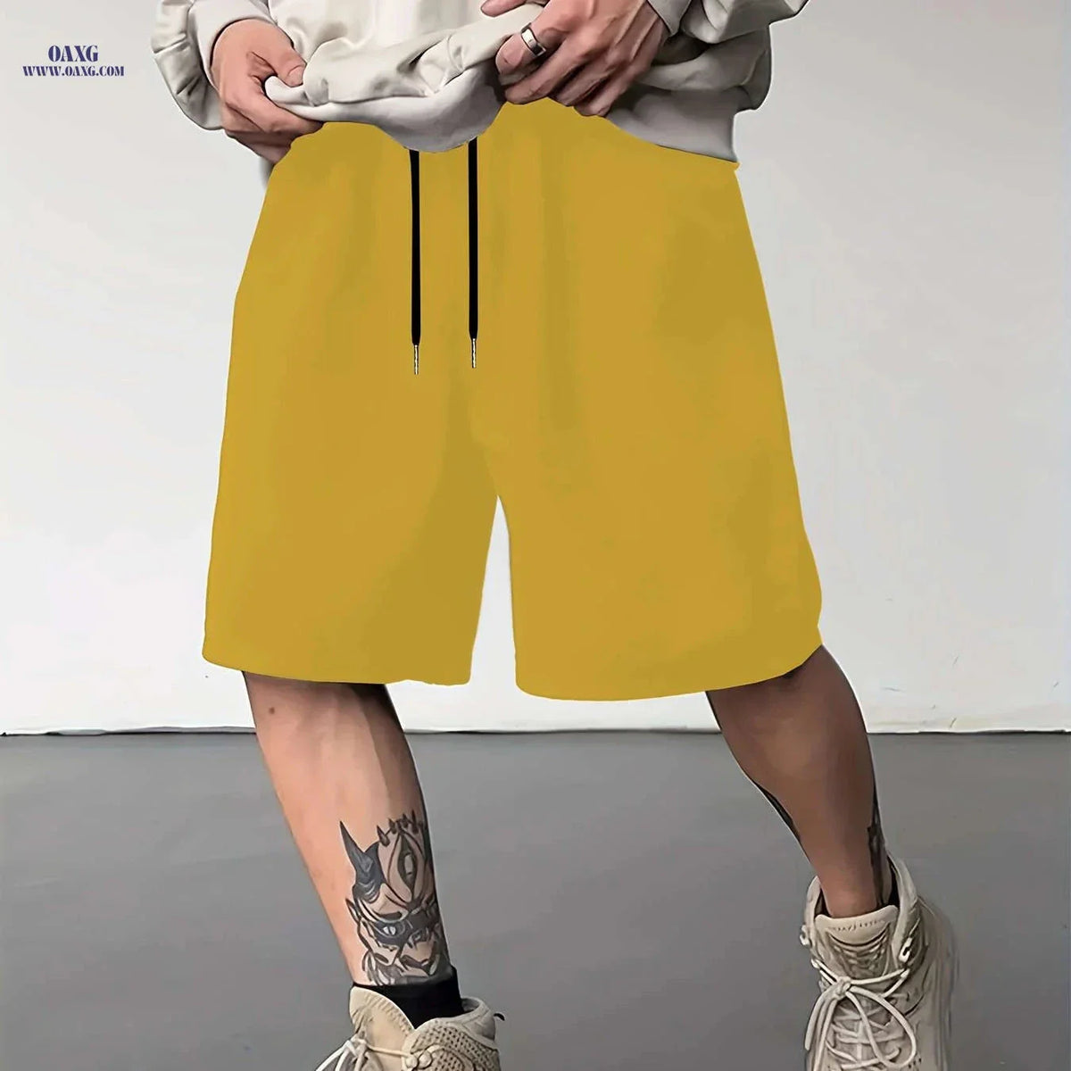 Stylish Men's Solid Color Shorts - Casual Drawstring Pocket Design